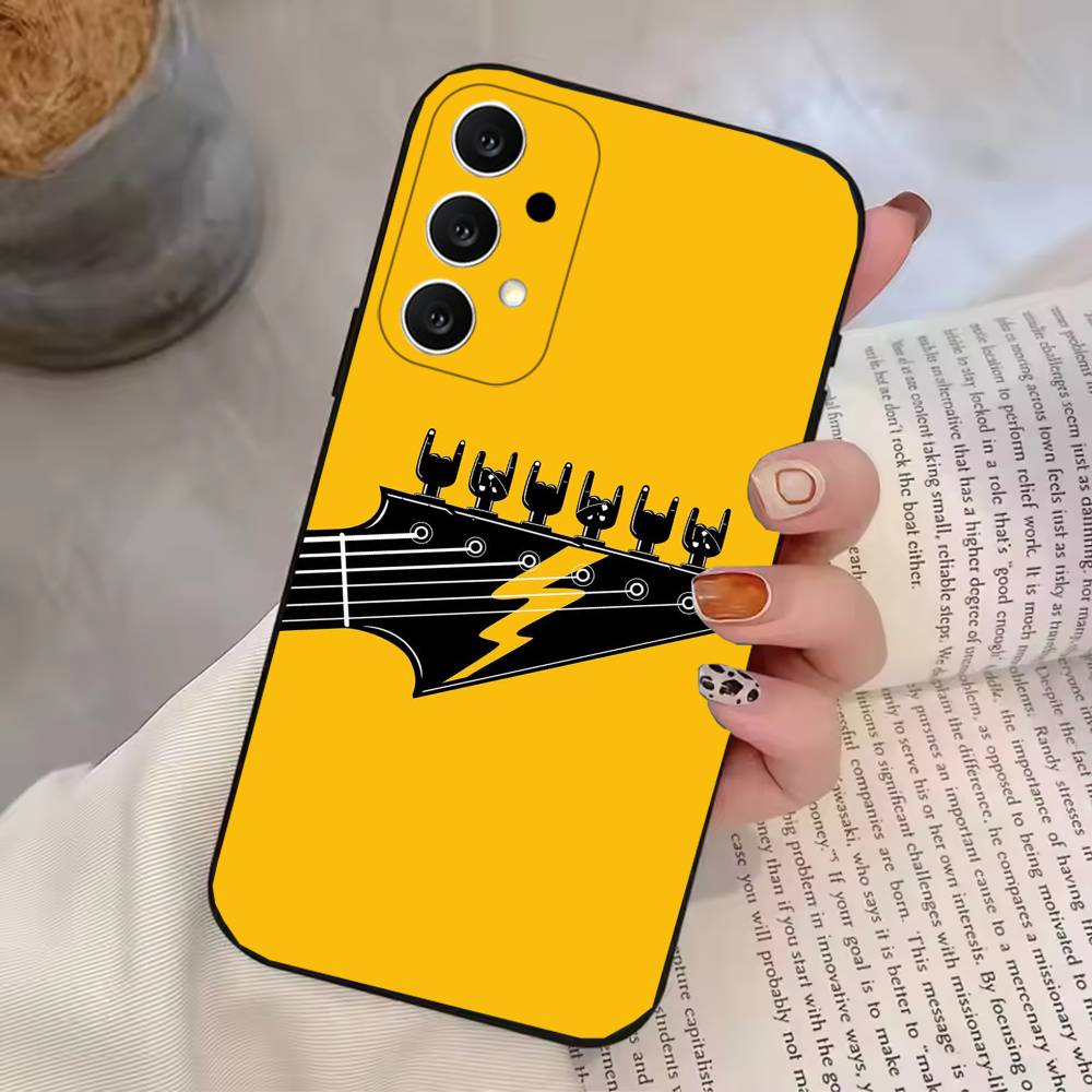 Minimalistyczne etui na telefo – Musical Instrument Quotes recenzja i cena